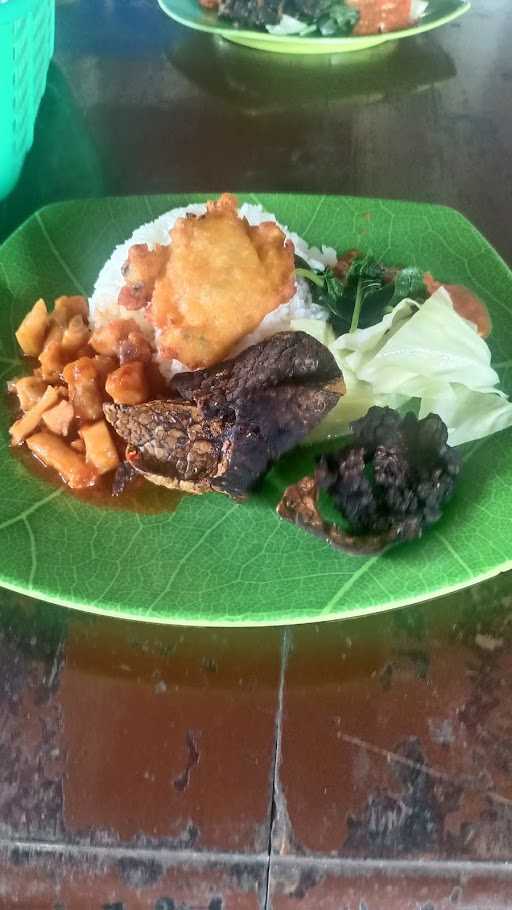 Warung Nasi Tempong Sehati 8