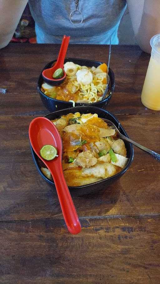 Warung Seblak Bandung 3