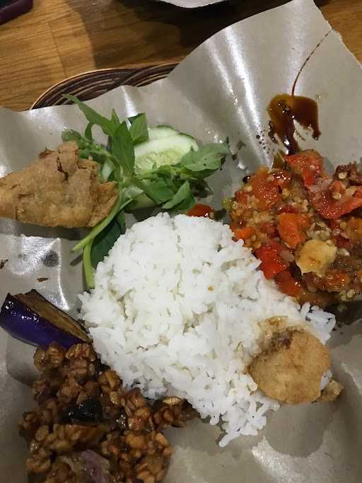 Ayam Penyet Surabaya Marsekal 5