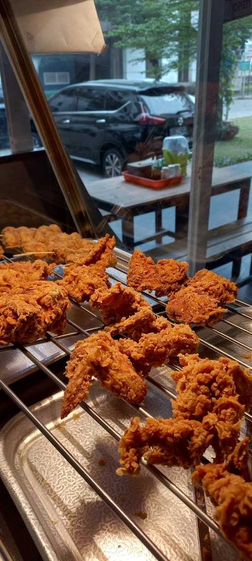 Sabana Fried Chicken - Bakso Benhil-Tahu Jeletot Taisiaeropolis 5