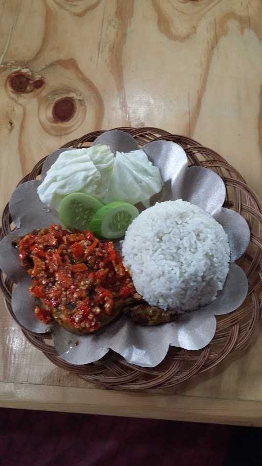 Dapoer Ayam Penyet Cowboy 6