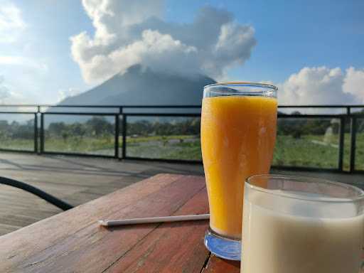 Senja Pagi Cafe And Glamping 2