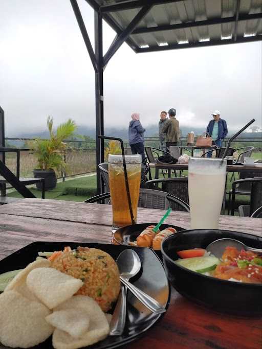 Senja Pagi Cafe And Glamping 5