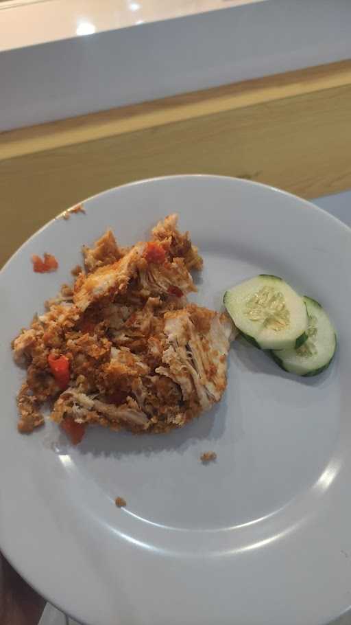 Ayam Geprek Hara Chicken 6