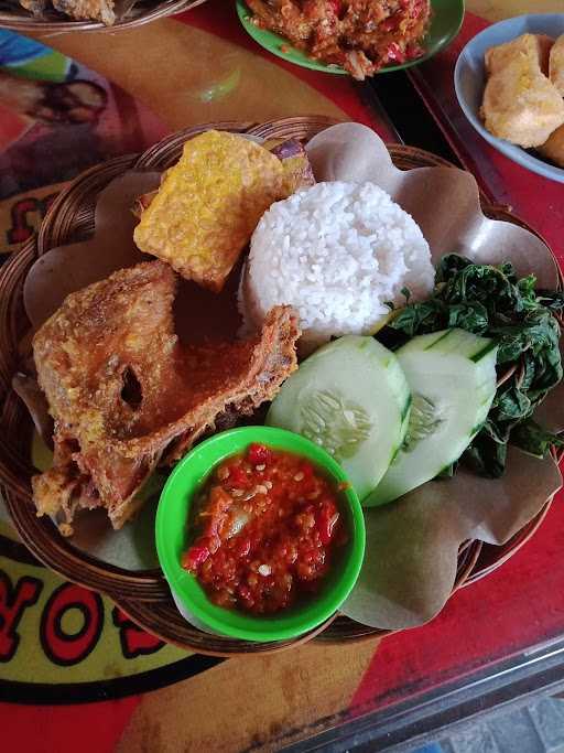 Bebek Goreng Djogja & Kopi Jawa 7