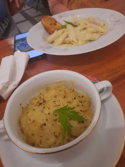 Cinia Pasta House 7