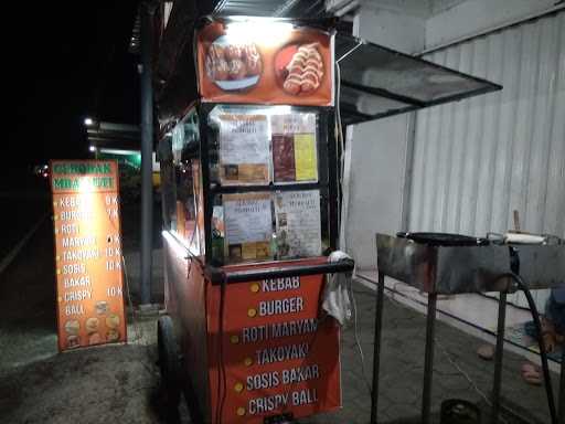 Gerobak Mbah Uti (Kebab & Burger) 4