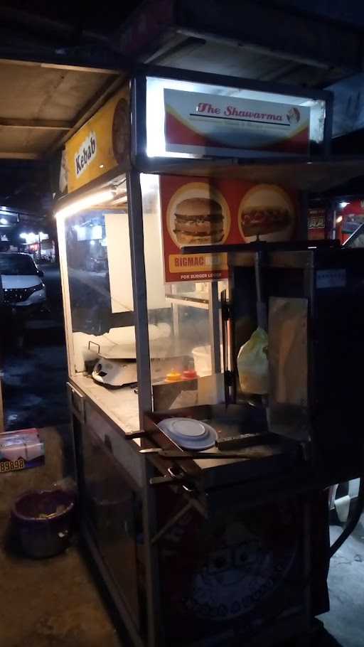 Kedai The Shawarma Kebab & Buger 10