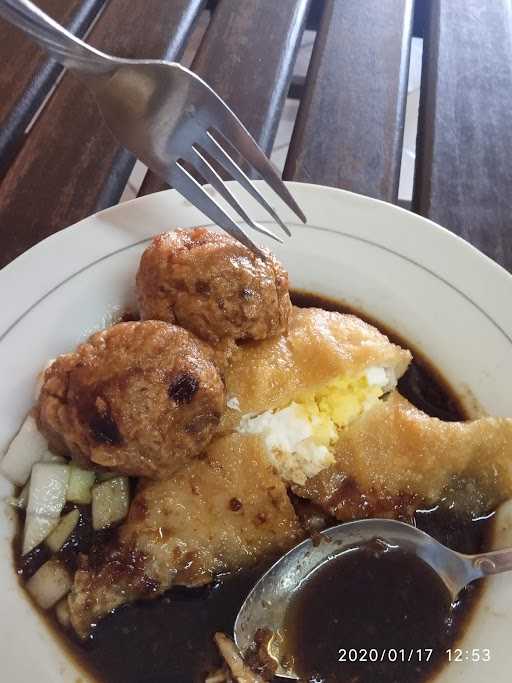 Pempek & Siomay Ulu Bundar 2