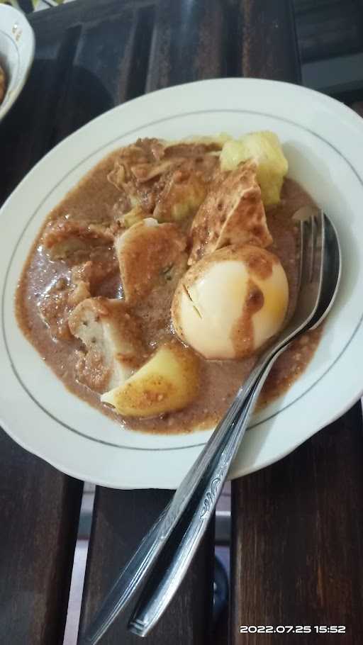 Pempek & Siomay Ulu Bundar 10