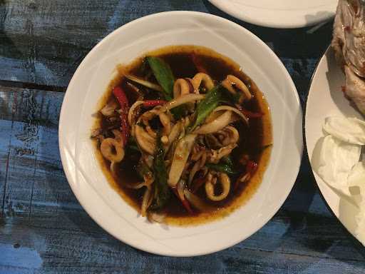 Sio Manise Seafood & Ikan Bakar 7