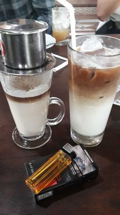 Warung Kopi Mbelik Jogja 4