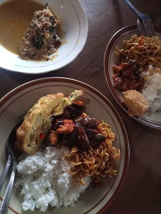 Warung Nasi Bu Lindra 9