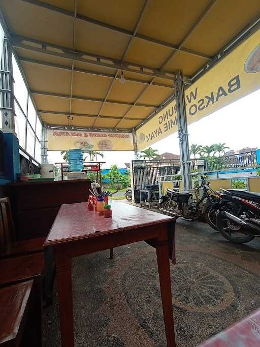 Warung Bakso & Mie Ayam 5