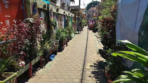 Gubuk Lombok & Sate Lok Lok Seafood 3