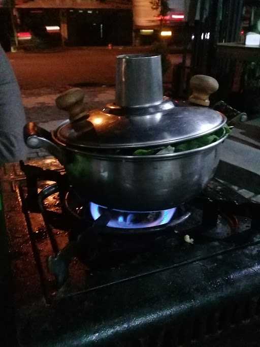 Kedai Steamboat Ngampilan 1