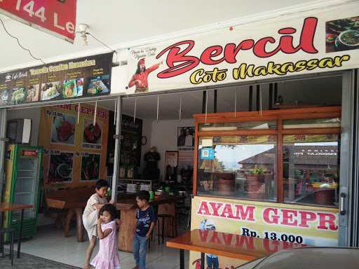 Cafe Bercil Coto Makassar 1