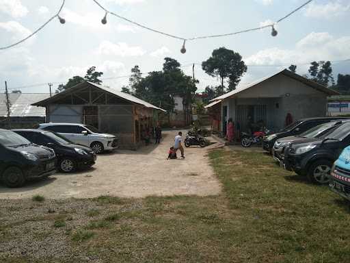 Saung Panineungan 8