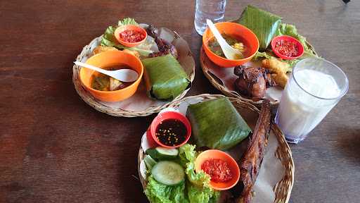 Tnt Saung Makan 1