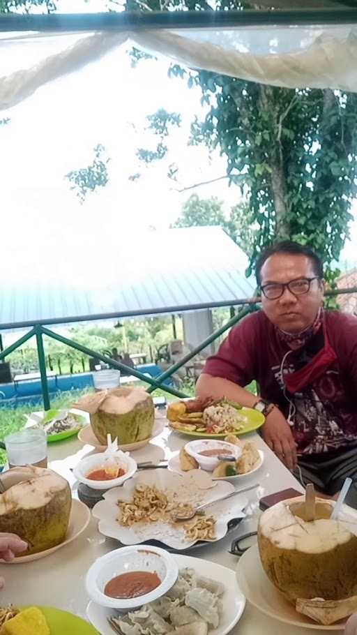 Warung Nasi Liwet Saung Babakan Cinta 1