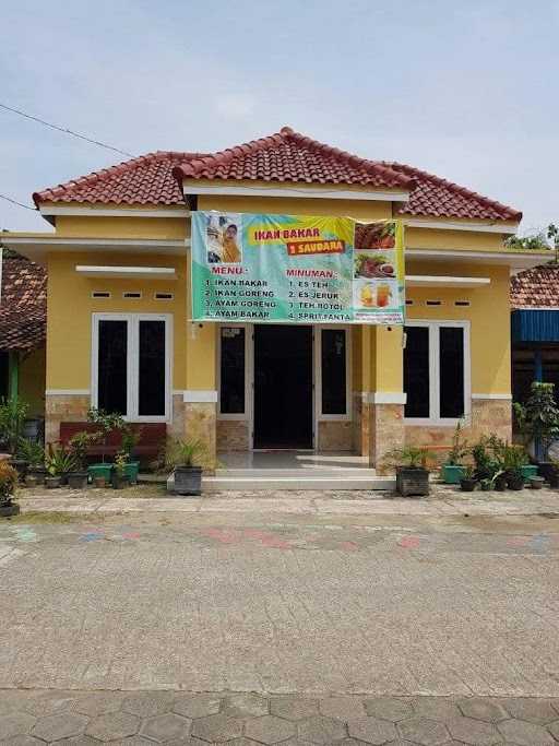 Warung Ikan Bakar Dua Bersaudara 5