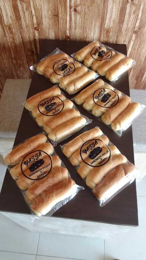 Yassa Sandwich House & Bakery 2