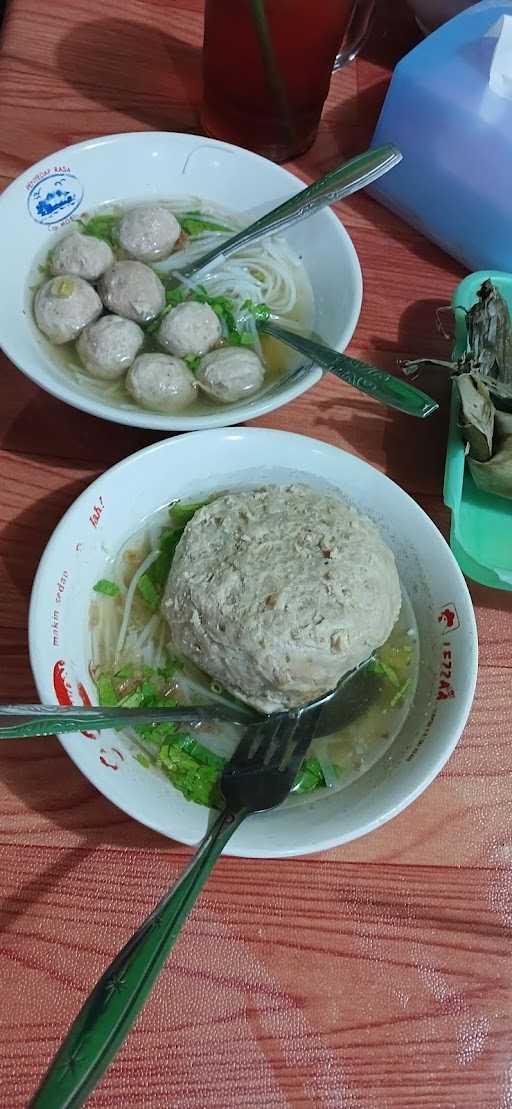 Lesehan Bakso Remaja & Mie Ayam 6