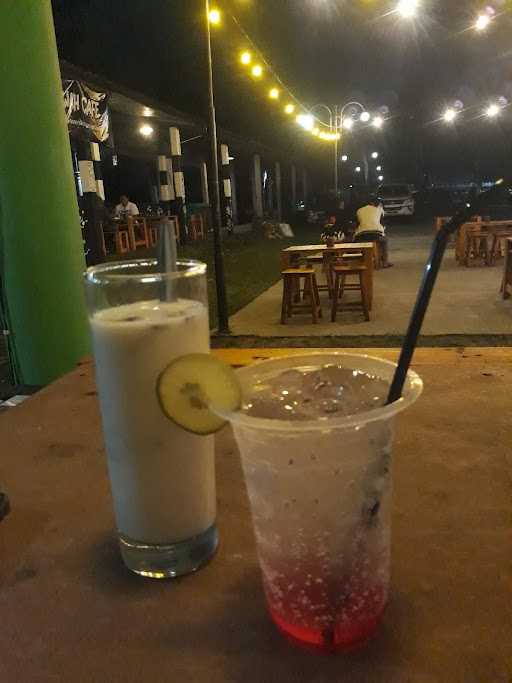 Nggir Sawah Cafe 3