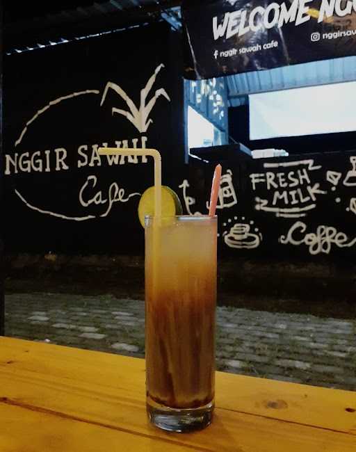 Nggir Sawah Cafe 8