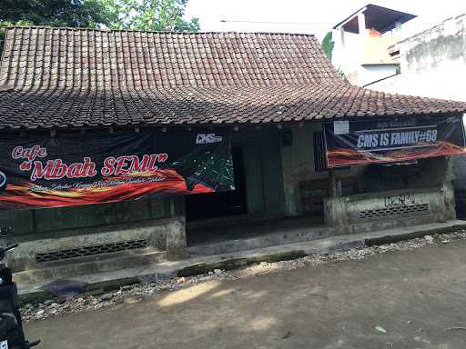 Cafe Mbah Semi 5