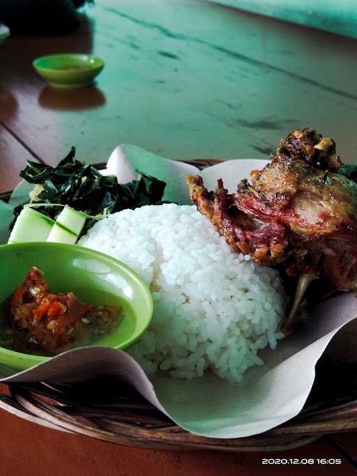 Bebek Goreng Rempah Haji Arfian 6