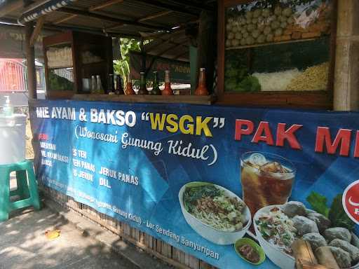 Mie Ayam Bakso Pak Min 9