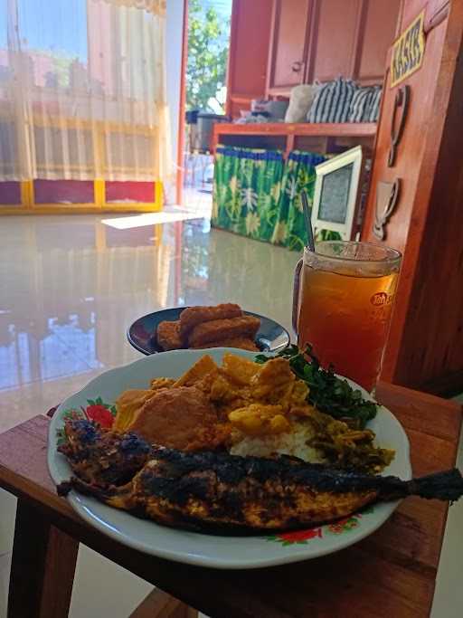 Minang Rasa Masakan Padang Ngupit 3