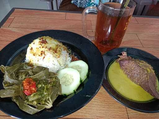 Minang Rasa Masakan Padang Ngupit 4