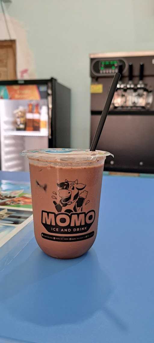 Momo Ice Cream And Bakery 4