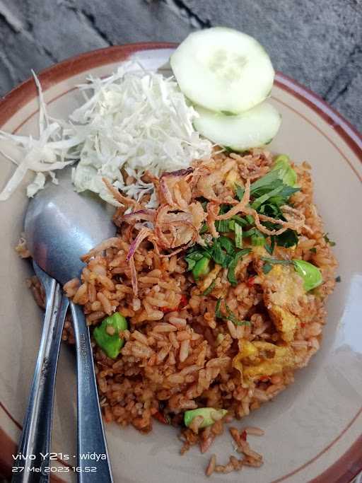 Nasi Goreng Lik Manyol 2