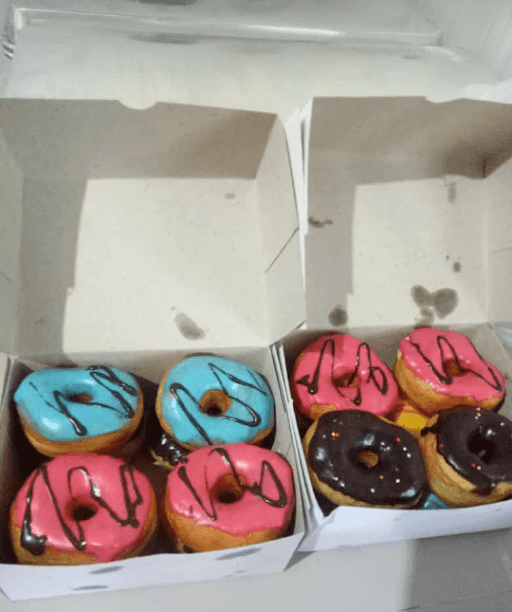 Naura Kue & Donat 8