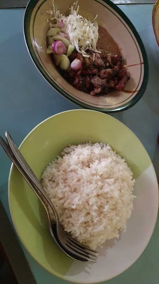 Sate Kambing Pak Ciptoroso Senden 9