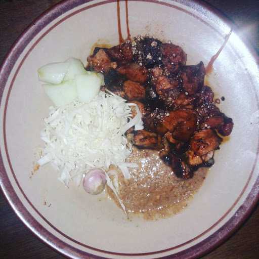 Sate Kambing Pak Ciptoroso Senden 6