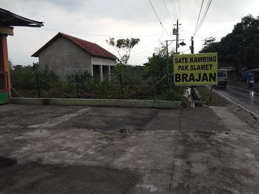 Sate Kambing Pak Slamet Brajan 10