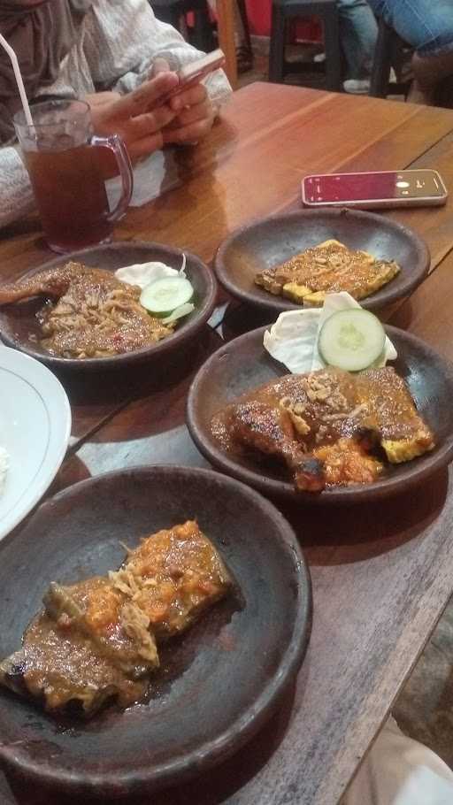 Ayam Bakar Lonak, Kaliurang Km14 10