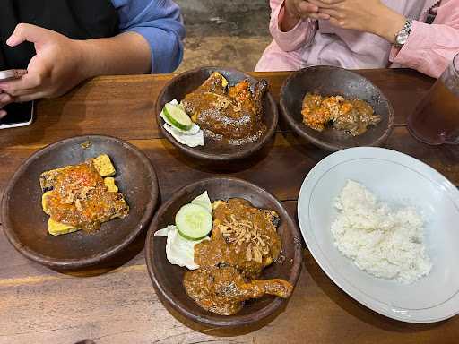 Ayam Bakar Lonak, Kaliurang Km14 8