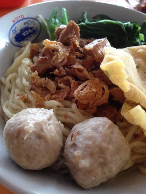 Bakso & Mie Ayam Madani 9