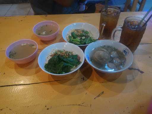 Bakso & Mie Ayam Madani 7