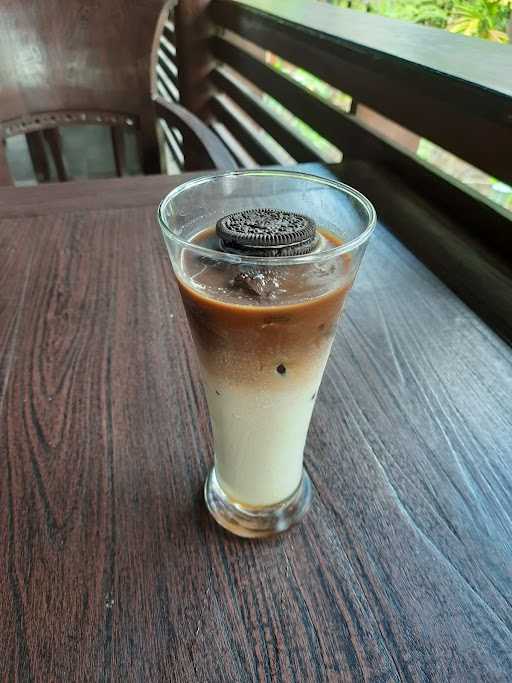 Kopi Plosok Dan Sego Thiwul 1