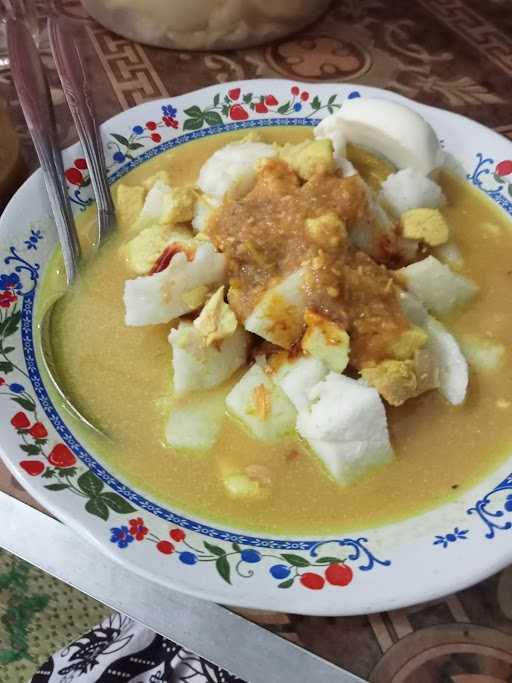 Lontong Kari Mas Zikin 1