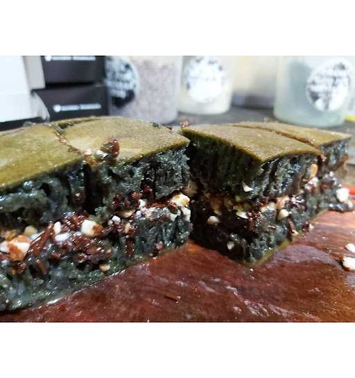 Martabak Hitam Manis, Ngemplak 4