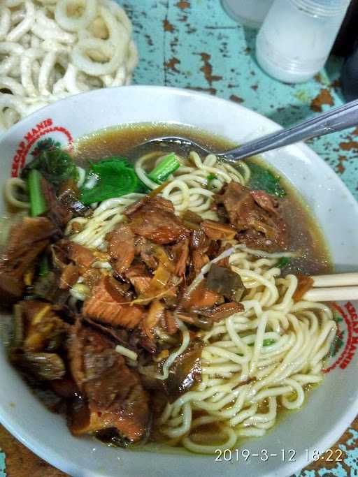 Mie Ayam & Bakso Pak Kabul 7