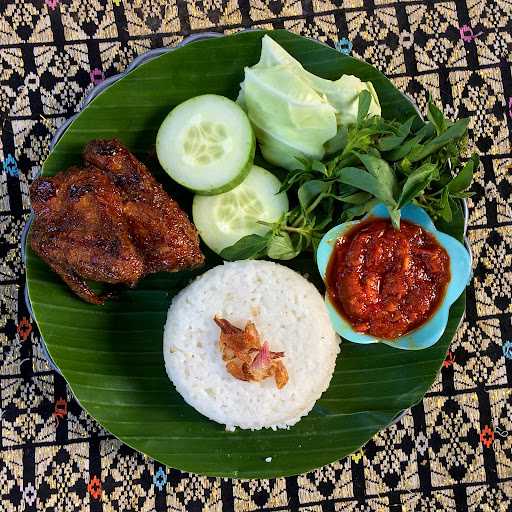 Pecel Lele Arlis 1