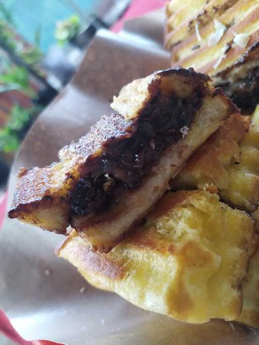 Roti Bakar Iskho 7